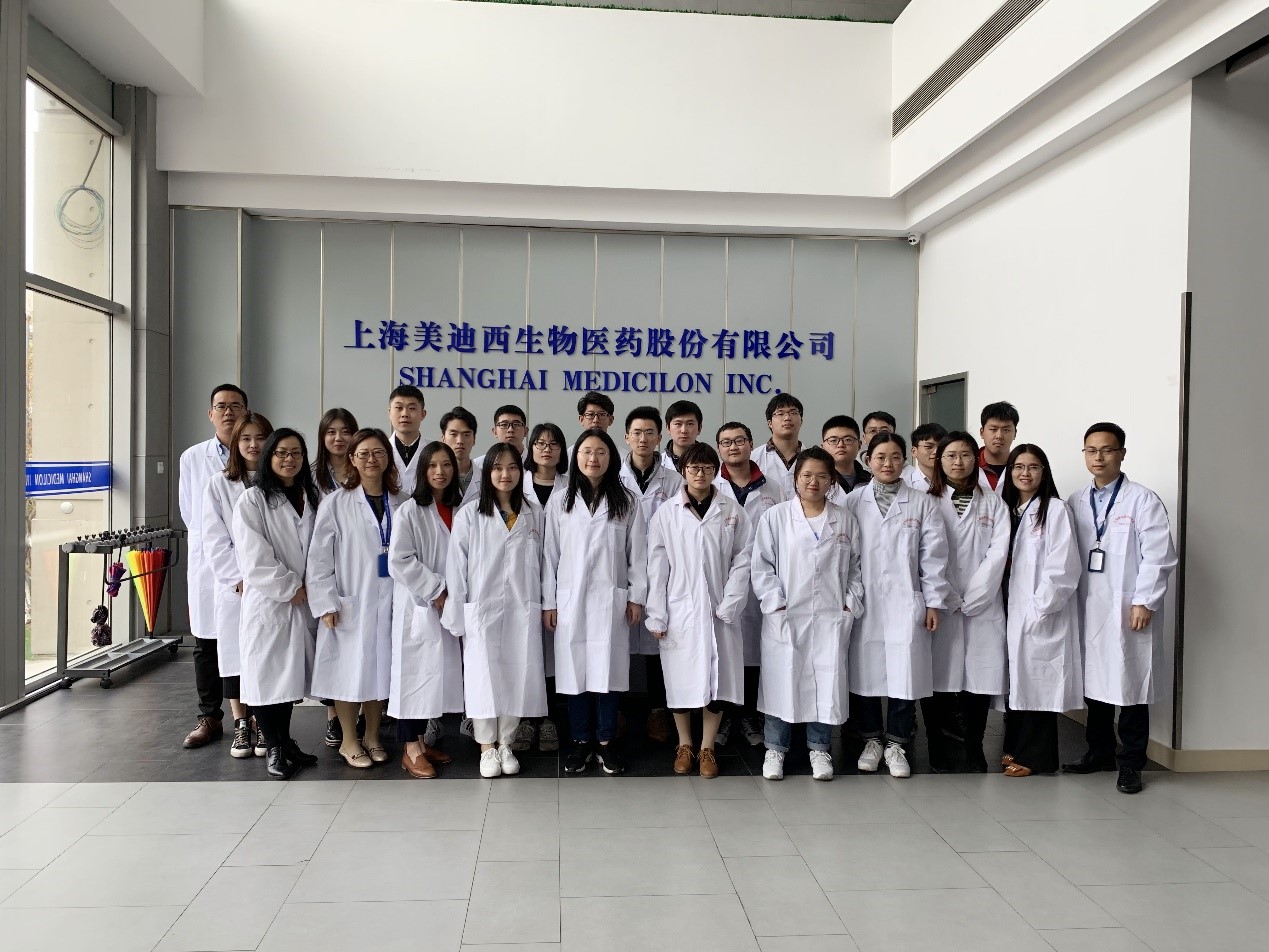 走进不朽情缘mg官网，与学子共话成长